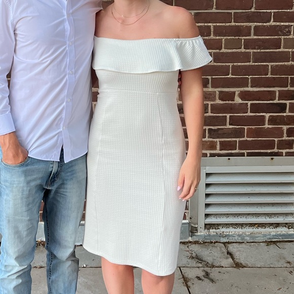 Zara waffle off the shoulder small midi dress - Picture 1 of 5